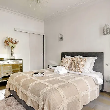 Arc De Triomphe Flat Apartment Paris