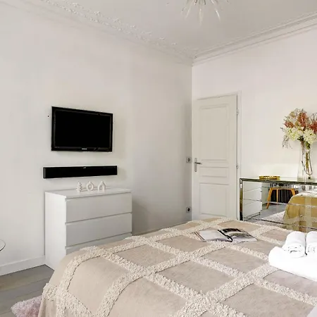 Apartment Elegant 3br Champs-elysees & Arc De Triomphe